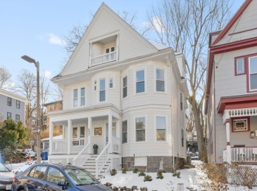 57 Weld Hill St, Boston, Massachusetts, 2 Bedrooms Bedrooms, 6 Rooms Rooms,1 BathroomBathrooms,Residential,For Sale,Weld Hill St,73493944