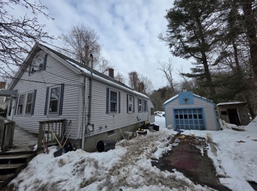 58 Turnpike St, Easton, Massachusetts, 3 Bedrooms Bedrooms, 7 Rooms Rooms,1 BathroomBathrooms,Residential,For Sale,Turnpike St,73478545