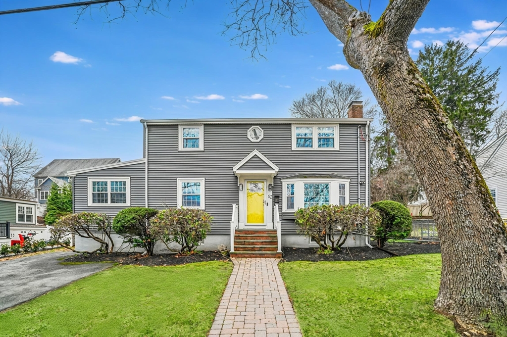 62 Sycamore Rd, Melrose, Massachusetts, 4 Bedrooms Bedrooms, 6 Rooms Rooms,2.5 BathroomsBathrooms,Residential Lease,For Rent,Sycamore Rd,73501475