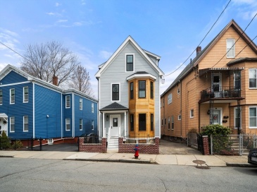 81 Gilman St, Somerville, Massachusetts, 5 Bedrooms Bedrooms, 16 Rooms Rooms,5 BathroomsBathrooms,Residential Income,For Sale,Gilman St,73504812