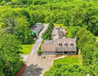 189 Holden St, Holden, Massachusetts, 6 Bedrooms Bedrooms, 15 Rooms Rooms,6.5 BathroomsBathrooms,Residential Income,For Sale,Holden St,73504917