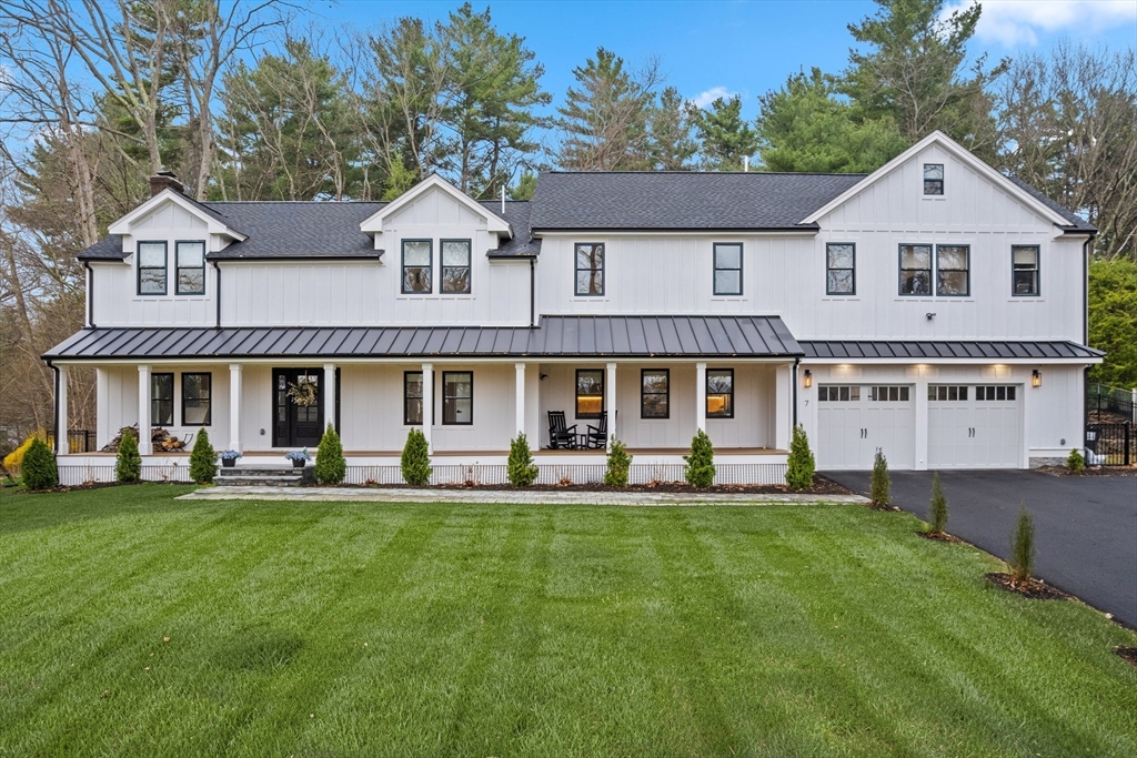 7 Circle Drive, Dover, Massachusetts, 4 Bedrooms Bedrooms, 10 Rooms Rooms,5.5 BathroomsBathrooms,Residential,For Sale,Circle Drive,73504831