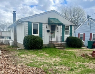 64 Lydia Ave, Woonsocket, Rhode Island, 3 Bedrooms Bedrooms, 5 Rooms Rooms,1 BathroomBathrooms,Residential,For Sale,Lydia Ave,73504912