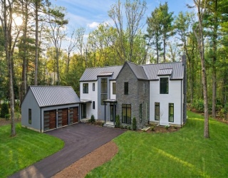 5 Deer Path Ln, Weston, Massachusetts, 6 Bedrooms Bedrooms, 15 Rooms Rooms,7.5 BathroomsBathrooms,Residential,For Sale,Deer Path Ln,73505063