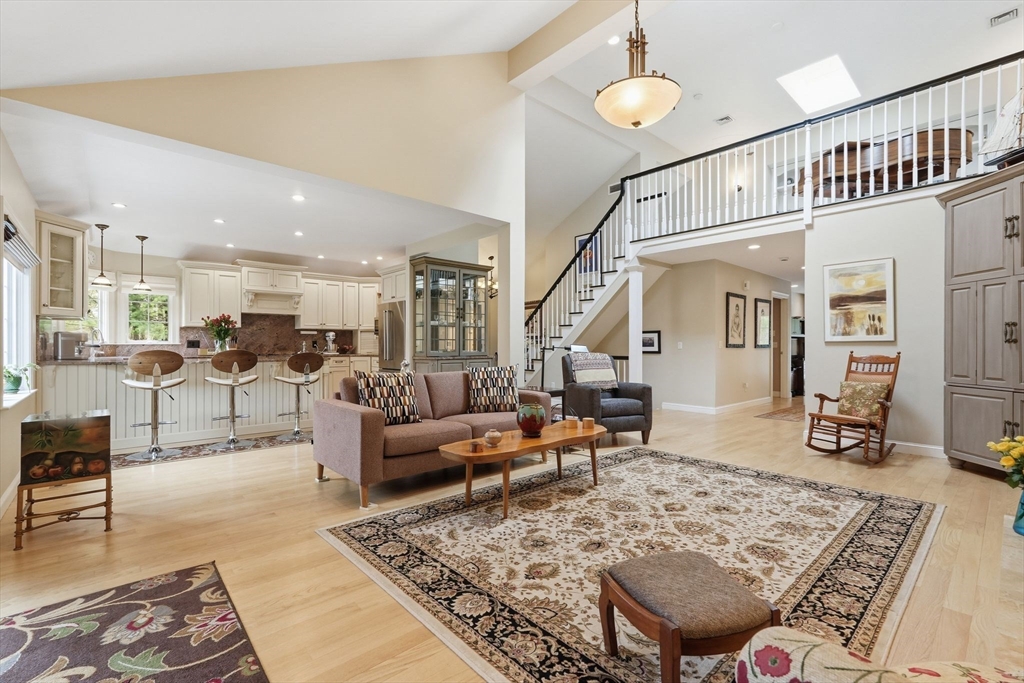 118 Pine Grove Drive, South Hadley, Massachusetts, 3 Bedrooms Bedrooms, 9 Rooms Rooms,3 BathroomsBathrooms,Residential,For Sale,Pine Grove Drive,73504963