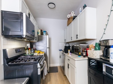 628 East 6th, Boston, Massachusetts, 3 Bedrooms Bedrooms, 5 Rooms Rooms,2 BathroomsBathrooms,Residential Lease,For Rent,East 6th,73505078
