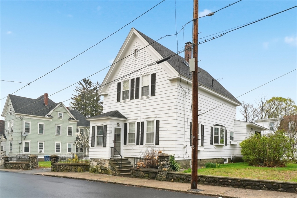 53 Kendall St, Lawrence, Massachusetts, 3 Bedrooms Bedrooms, 7 Rooms Rooms,1.5 BathroomsBathrooms,Residential,For Sale,Kendall St,73504889