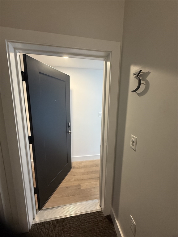 631 Saratoga, Boston, Massachusetts, 2 Bedrooms Bedrooms, 5 Rooms Rooms,2 BathroomsBathrooms,Residential Lease,For Rent,Saratoga,73505142