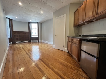 868 Beacon, Boston, Massachusetts, 2 Rooms Rooms,1 BathroomBathrooms,Residential Lease,For Rent,Beacon,73505159 868 Beacon, Boston, Massachusetts, 2 Rooms Rooms,1 BathroomBathrooms,Residential Lease,For Rent,Beacon,73505159