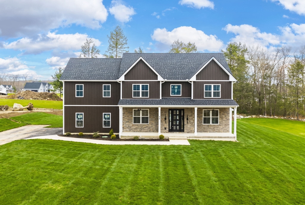 44 Balsam Hill, Ludlow, Massachusetts, 5 Bedrooms Bedrooms, 8 Rooms Rooms,4 BathroomsBathrooms,Residential,For Sale,Balsam Hill,73505230