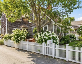 1 Atlantic Ave, Provincetown, Massachusetts, 3 Bedrooms Bedrooms, 7 Rooms Rooms,2 BathroomsBathrooms,Residential,For Sale,Atlantic Ave,73505287