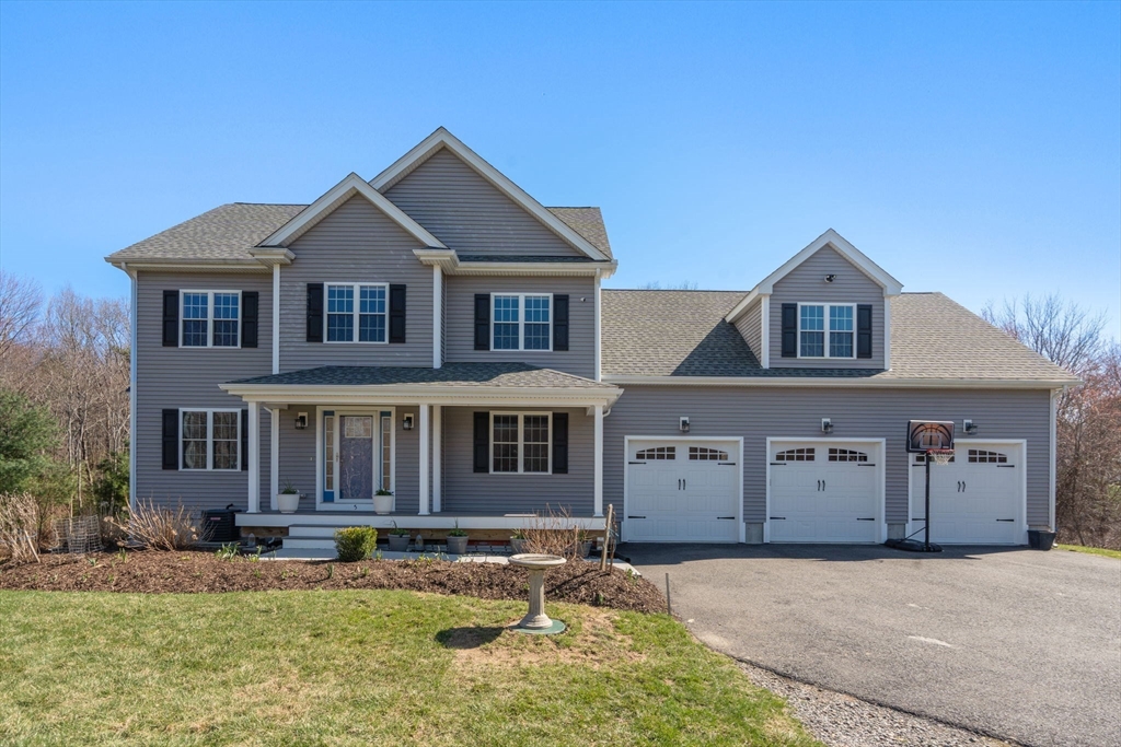 5 Glebe St, Rehoboth, Massachusetts, 3 Bedrooms Bedrooms, 7 Rooms Rooms,2.5 BathroomsBathrooms,Residential,For Sale,Glebe St,73505362