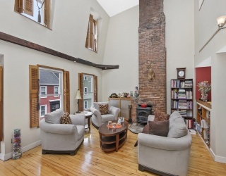 50 Green St, Boston, Massachusetts, 2 Bedrooms Bedrooms, 5 Rooms Rooms,2 BathroomsBathrooms,Residential Lease,For Rent,Green St,73505181