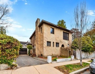 184 Lafayette Street, Salem, Massachusetts, 4 Bedrooms Bedrooms, 11 Rooms Rooms,3 BathroomsBathrooms,Residential,For Sale,Lafayette Street,73505471