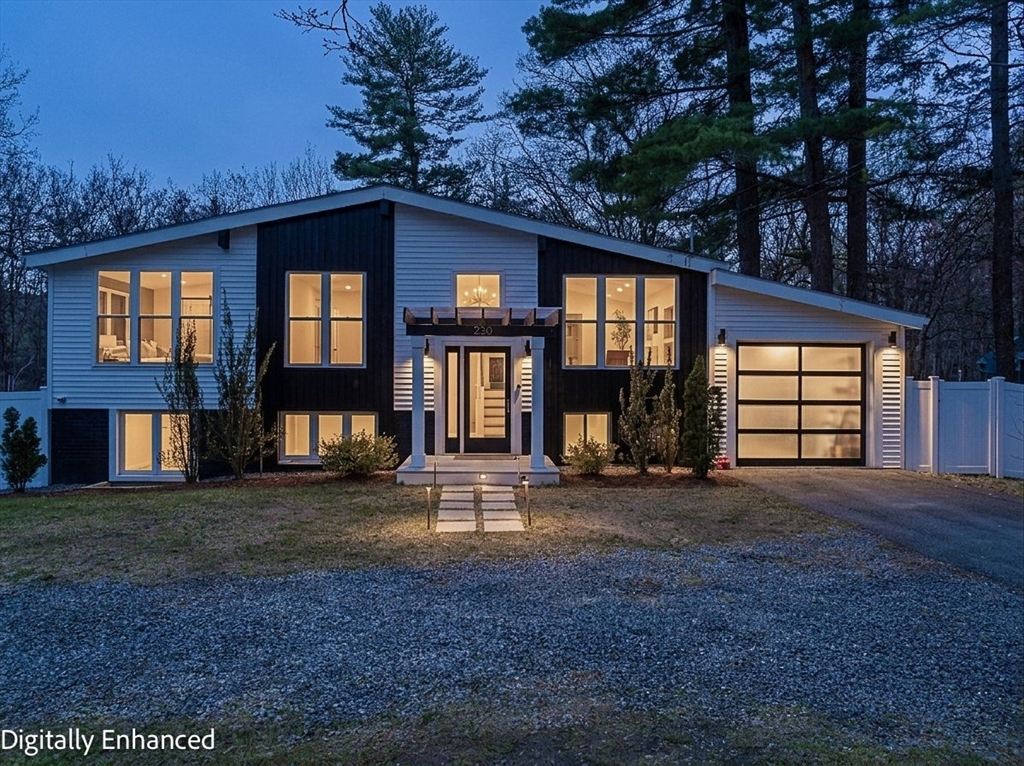 230 Carlisle Rd, Bedford, Massachusetts, 3 Bedrooms Bedrooms, 8 Rooms Rooms,3 BathroomsBathrooms,Residential,For Sale,Carlisle Rd,73505480