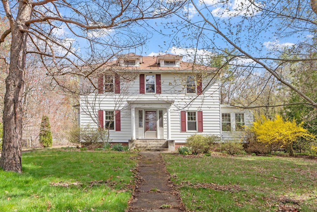 884 Main St, Holden, Massachusetts, 4 Bedrooms Bedrooms, 8 Rooms Rooms,2 BathroomsBathrooms,Residential,For Sale,Main St,73505505