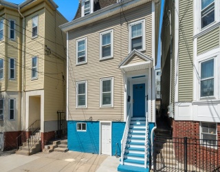 212 Princeton St., Boston, Massachusetts, 4 Bedrooms Bedrooms, 8 Rooms Rooms,2 BathroomsBathrooms,Residential,For Sale,Princeton St.,73505360