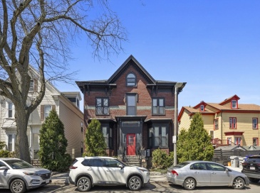 3 Laurel St, Boston, Massachusetts, 7 Bedrooms Bedrooms, 15 Rooms Rooms,4 BathroomsBathrooms,Residential Income,For Sale,Laurel St,73505511