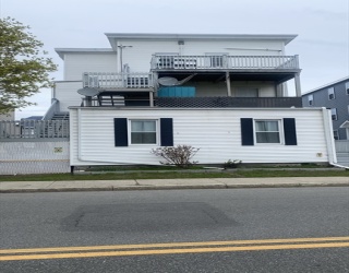 271 Shirley St, Winthrop, Massachusetts, 3 Bedrooms Bedrooms, 6 Rooms Rooms,1 BathroomBathrooms,Residential Lease,For Rent,Shirley St,73505561