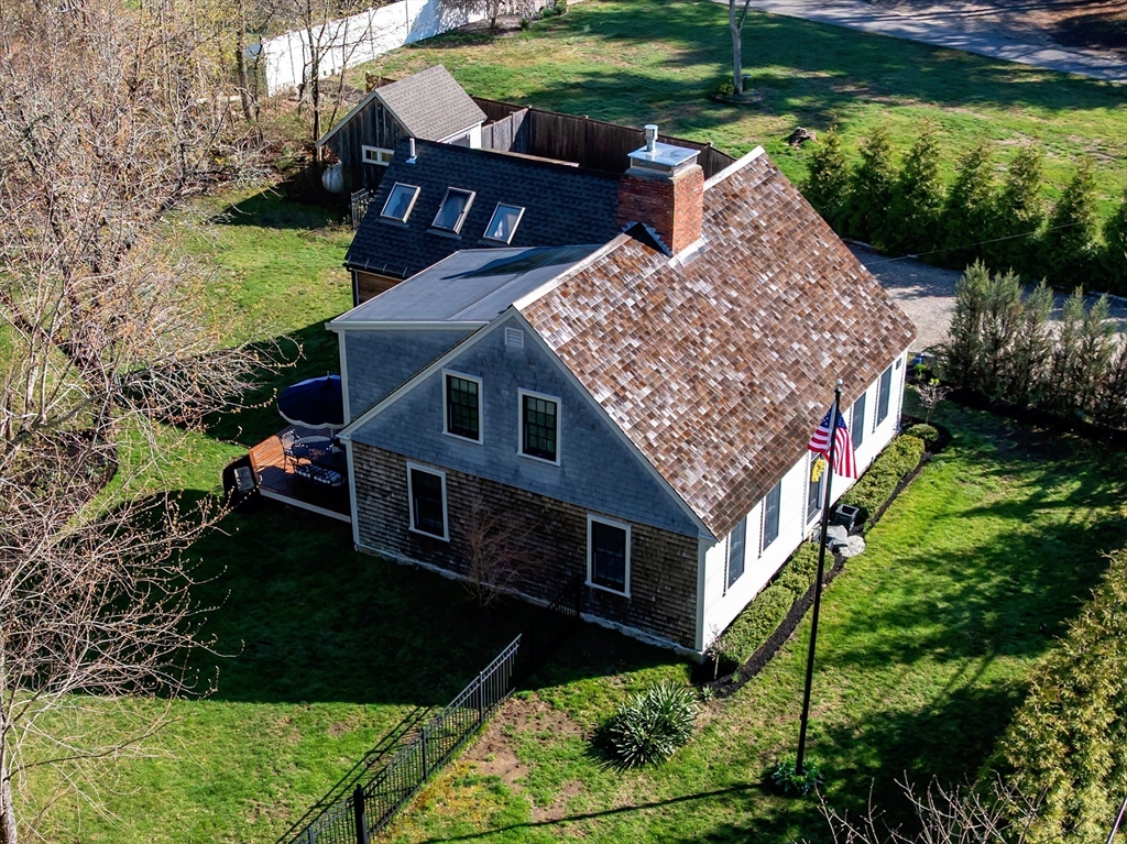 153 Wapping Rd, Kingston, Massachusetts, 3 Bedrooms Bedrooms, 6 Rooms Rooms,3 BathroomsBathrooms,Residential,For Sale,Wapping Rd,73505565