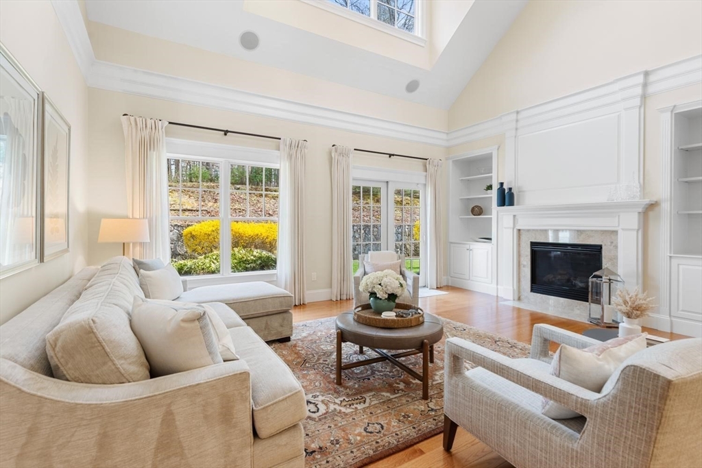 30 Nobscot Road, Sudbury, Massachusetts, 2 Bedrooms Bedrooms, 5 Rooms Rooms,3.5 BathroomsBathrooms,Residential,For Sale,Nobscot Road,73505576