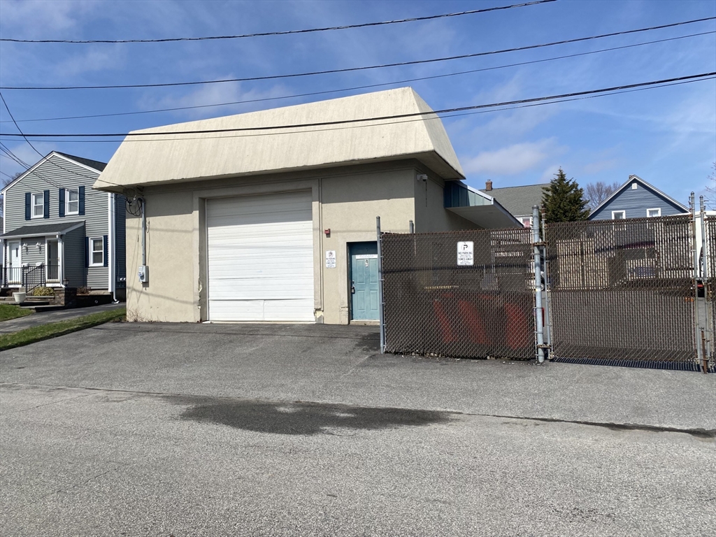 9 Drowne, Cranston, Rhode Island, ,Commercial Sale,For Sale,Drowne,73505586