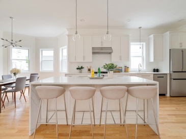 23 Franklin St, Somerville, Massachusetts, 2 Bedrooms Bedrooms, 4 Rooms Rooms,2.5 BathroomsBathrooms,Residential,For Sale,Franklin St,73505396