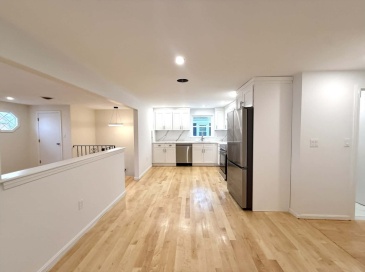9 Dwight St., Watertown, Massachusetts, 2 Bedrooms Bedrooms, 5 Rooms Rooms,1 BathroomBathrooms,Residential Lease,For Rent,Dwight St.,73505435