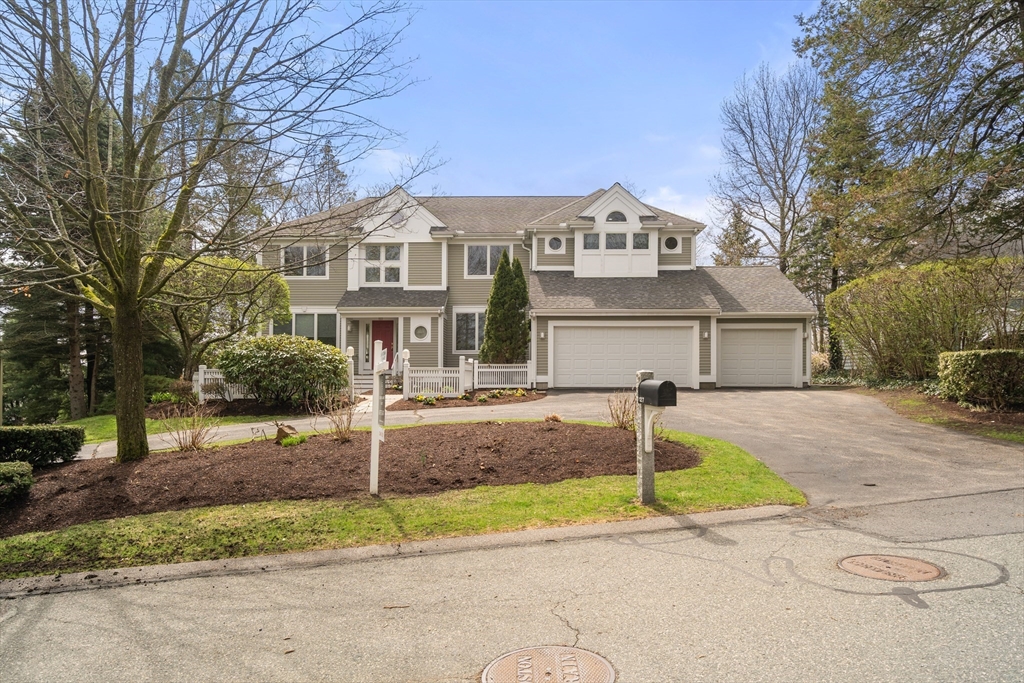 127 Huntington Rd, Boston, Massachusetts, 4 Bedrooms Bedrooms, 10 Rooms Rooms,4.5 BathroomsBathrooms,Residential,For Sale,Huntington Rd,73505450