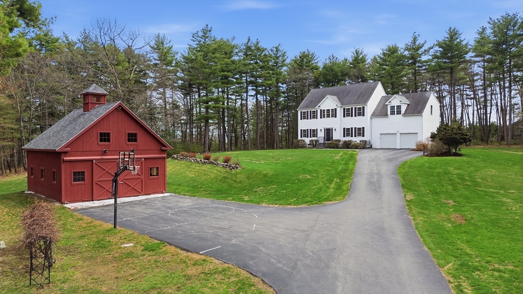 50 Golden Run Rd, Bolton, Massachusetts, 4 Bedrooms Bedrooms, 9 Rooms Rooms,3.5 BathroomsBathrooms,Residential,For Sale,Golden Run Rd,73505344