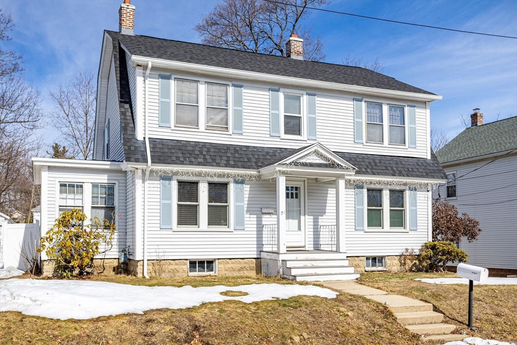 21 Porter St, Leominster, Massachusetts, 4 Bedrooms Bedrooms, 7 Rooms Rooms,1.5 BathroomsBathrooms,Residential,For Sale,Porter St,73485494