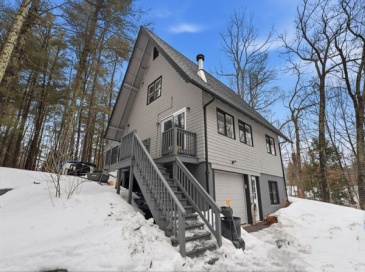 2 Fenton St., Holland, Massachusetts, 3 Bedrooms Bedrooms, 7 Rooms Rooms,2 BathroomsBathrooms,Residential,For Sale,Fenton St.,73484370 2 Fenton St., Holland, Massachusetts, 3 Bedrooms Bedrooms, 7 Rooms Rooms,2 BathroomsBathrooms,Residential,For Sale,Fenton St.,73484370