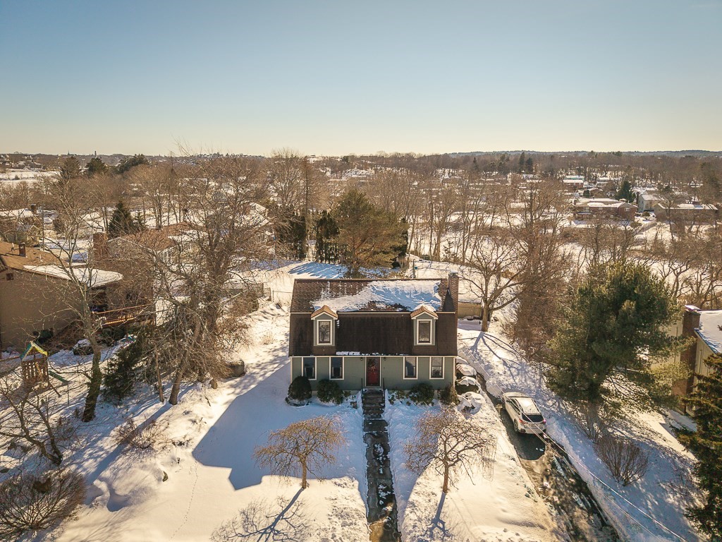 13 Honeysuckle Road, Gloucester, Massachusetts, 3 Bedrooms Bedrooms, 8 Rooms Rooms,1.5 BathroomsBathrooms,Residential,For Sale,Honeysuckle Road,73476815