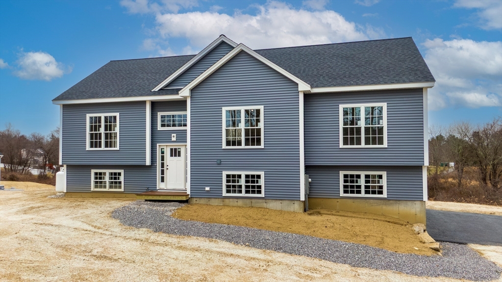 249 Dudley Southbridge Rd, Dudley, Massachusetts, 4 Bedrooms Bedrooms, 9 Rooms Rooms,3 BathroomsBathrooms,Residential,For Sale,Dudley Southbridge Rd,73453630