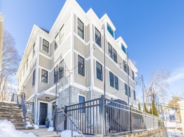 167 Poplar St, Boston, Massachusetts, 3 Bedrooms Bedrooms, 6 Rooms Rooms,2.5 BathroomsBathrooms,Residential,For Sale,Poplar St,73482504