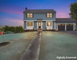 105 Stafford Road, Lowell, Massachusetts, 3 Bedrooms Bedrooms, 6 Rooms Rooms,3.5 BathroomsBathrooms,Residential,For Sale,Stafford Road,73505655