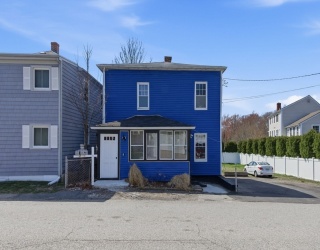 42 Fay St, Seekonk, Massachusetts, 4 Bedrooms Bedrooms, 8 Rooms Rooms,2 BathroomsBathrooms,Residential Income,For Sale,Fay St,73505660