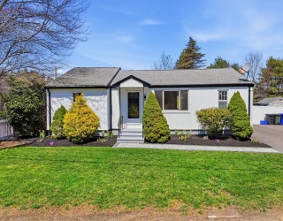 20 Mellen St, Hopedale, Massachusetts, 2 Bedrooms Bedrooms, 6 Rooms Rooms,2 BathroomsBathrooms,Residential,For Sale,Mellen St,73505667