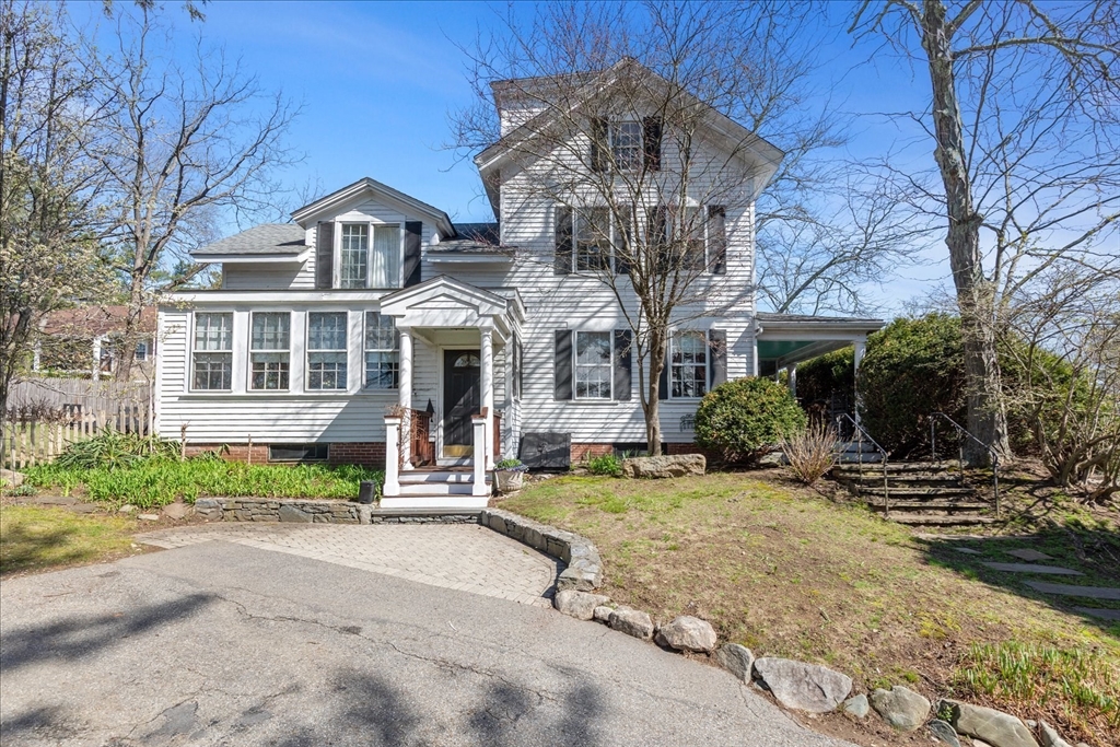 1069 Central Ave, Needham, Massachusetts, 3 Bedrooms Bedrooms, 8 Rooms Rooms,3 BathroomsBathrooms,Residential,For Sale,Central Ave,73505674