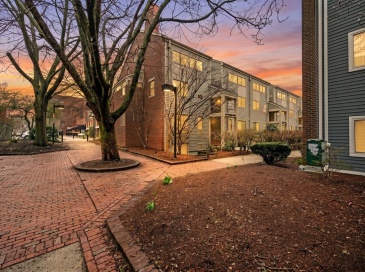 28 Federal St, Salem, Massachusetts, 2 Bedrooms Bedrooms, 5 Rooms Rooms,2 BathroomsBathrooms,Residential,For Sale,Federal St,73505684