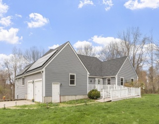 184 Pleasantdale Rd., Rutland, Massachusetts, 4 Bedrooms Bedrooms, 9 Rooms Rooms,3 BathroomsBathrooms,Residential,For Sale,Pleasantdale Rd.,73505691