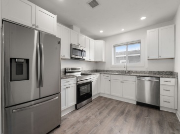 145-147 Canterbury Street, Worcester, Massachusetts, 21 Bedrooms Bedrooms, 30 Rooms Rooms,12 BathroomsBathrooms,Residential Income,For Sale,Canterbury Street,73505715