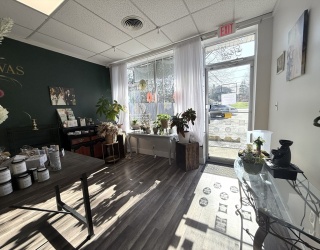 4 Lake St, Peabody, Massachusetts, ,Commercial Lease,For Rent,Lake St,73505739