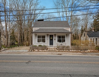 194 Route 6a, Yarmouth, Massachusetts, 2 Bedrooms Bedrooms, 3 Rooms Rooms,1 BathroomBathrooms,Residential,For Sale,Route 6a,73497959