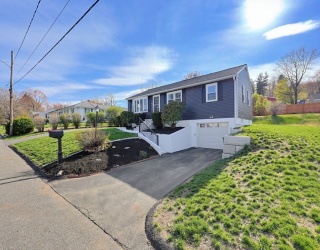 24 Cro Shee Ln, Leominster, Massachusetts, 3 Bedrooms Bedrooms, 5 Rooms Rooms,1.5 BathroomsBathrooms,Residential,For Sale,Cro Shee Ln,73505766