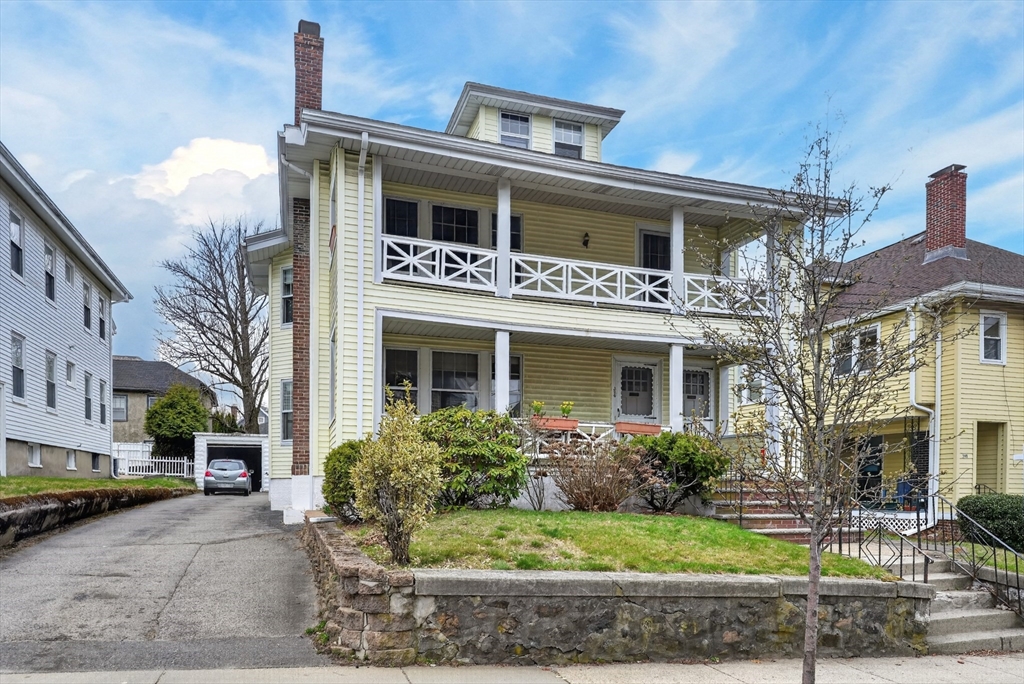 396 School Street, Watertown, Massachusetts, 3 Bedrooms Bedrooms, 8 Rooms Rooms,1 BathroomBathrooms,Residential,For Sale,School Street,73505635