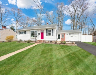 18 Roland Baxter Rd, North Attleboro, Massachusetts, 3 Bedrooms Bedrooms, 5 Rooms Rooms,1 BathroomBathrooms,Residential,For Sale,Roland Baxter Rd,73505850