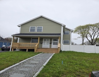 37 Rose Glen Street, Stoughton, Massachusetts, 3 Bedrooms Bedrooms, 5 Rooms Rooms,1.5 BathroomsBathrooms,Residential Lease,For Rent,Rose Glen Street,73505858
