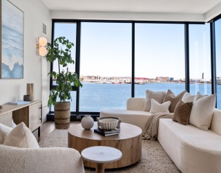 300 Pier 4 Blvd, Boston, Massachusetts, 3 Bedrooms Bedrooms, 6 Rooms Rooms,2.5 BathroomsBathrooms,Residential,For Sale,Pier 4 Blvd,73505610