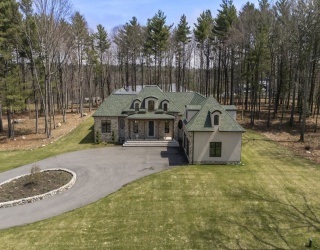 252 Winter Street, Norwell, Massachusetts, 3 Bedrooms Bedrooms, 12 Rooms Rooms,4.5 BathroomsBathrooms,Residential,For Sale,Winter Street,73505611